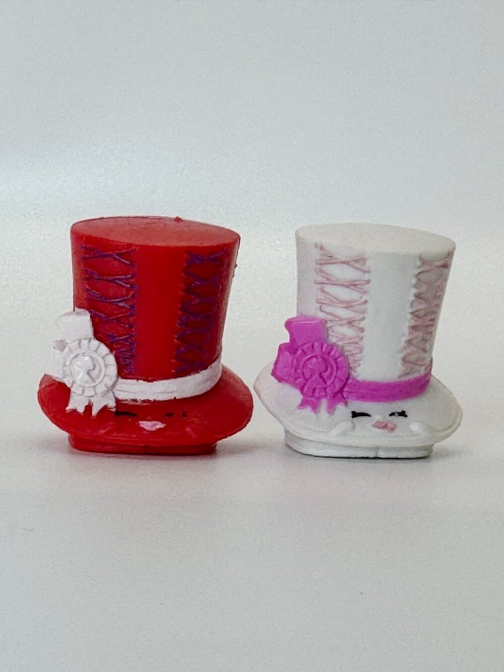 Shopkins TONI TOPPER Lot (2) White #3-031 + Red #3-023 Loose Figures Moose